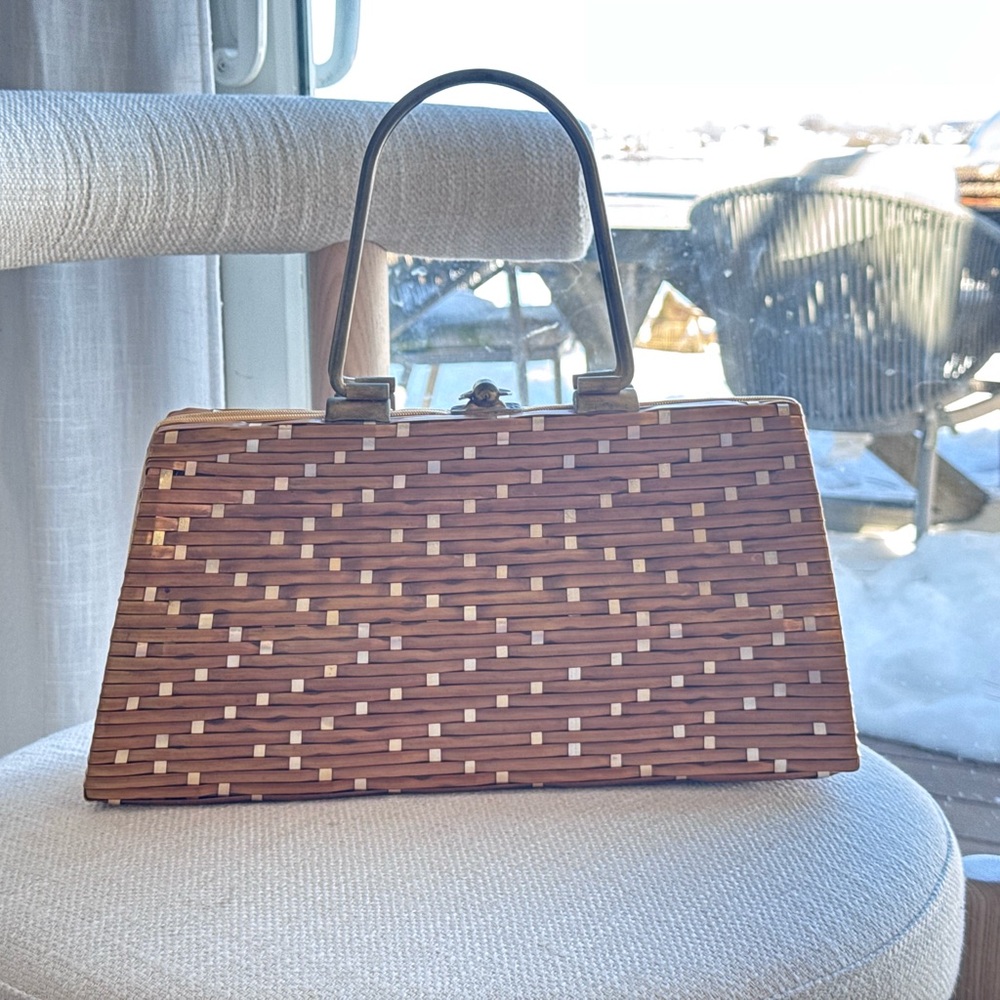 Vintage 1960s Woven Wood Basket Handbag – Structured Top Handle Statement Purse